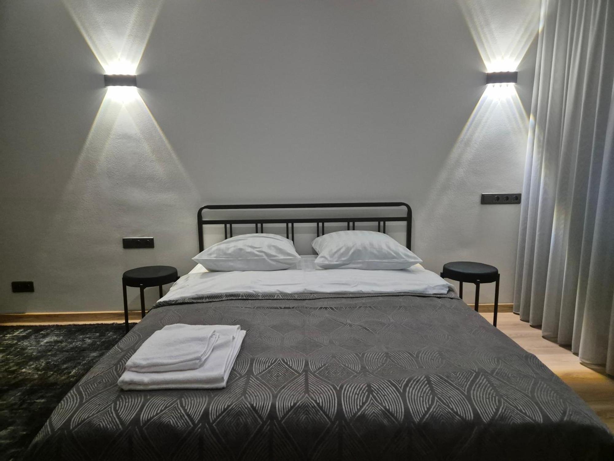 Etalon Apartment Karaganda Bagian luar foto
