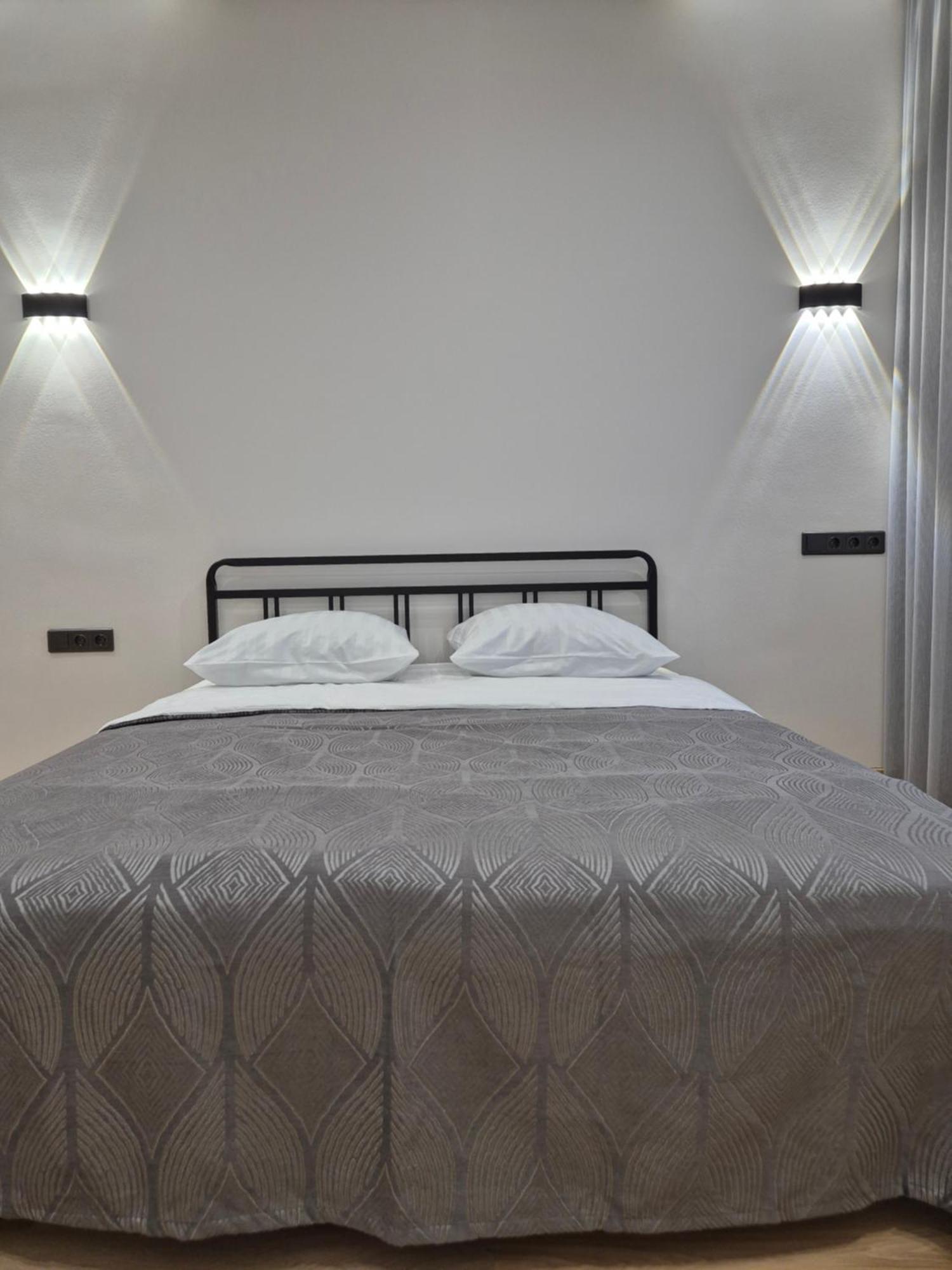 Etalon Apartment Karaganda Bagian luar foto
