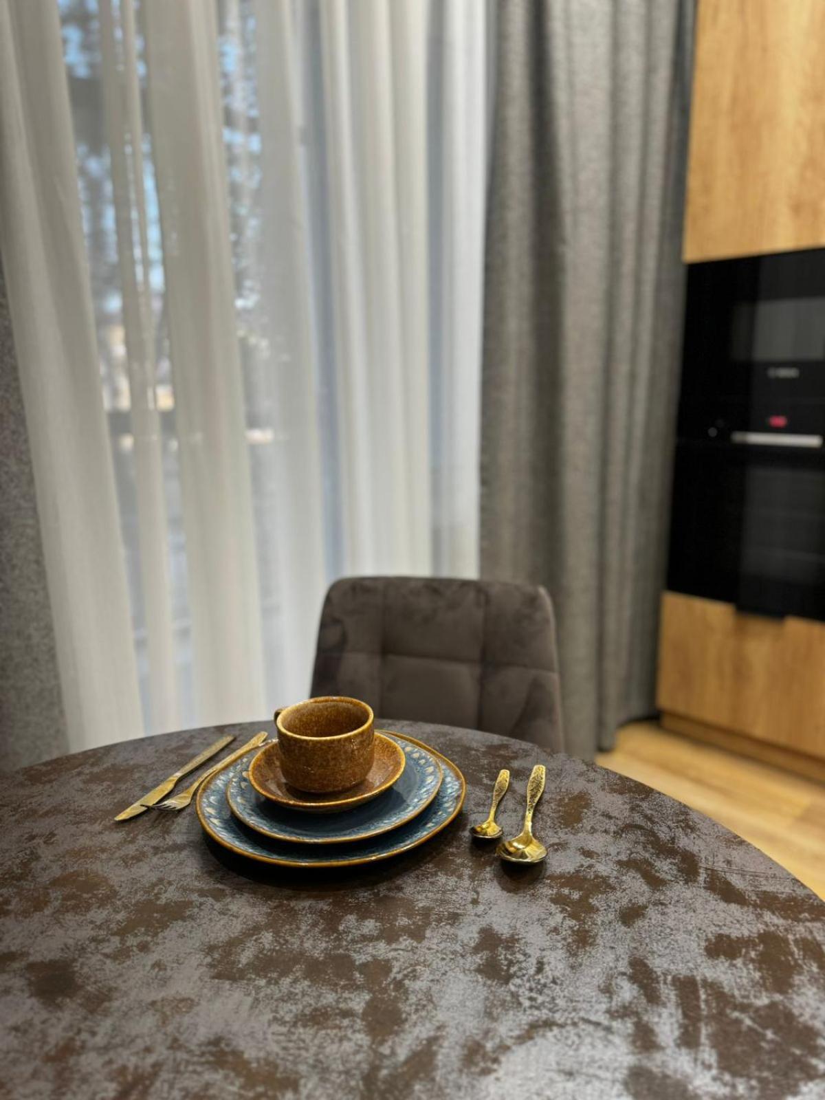 Etalon Apartment Karaganda Bagian luar foto