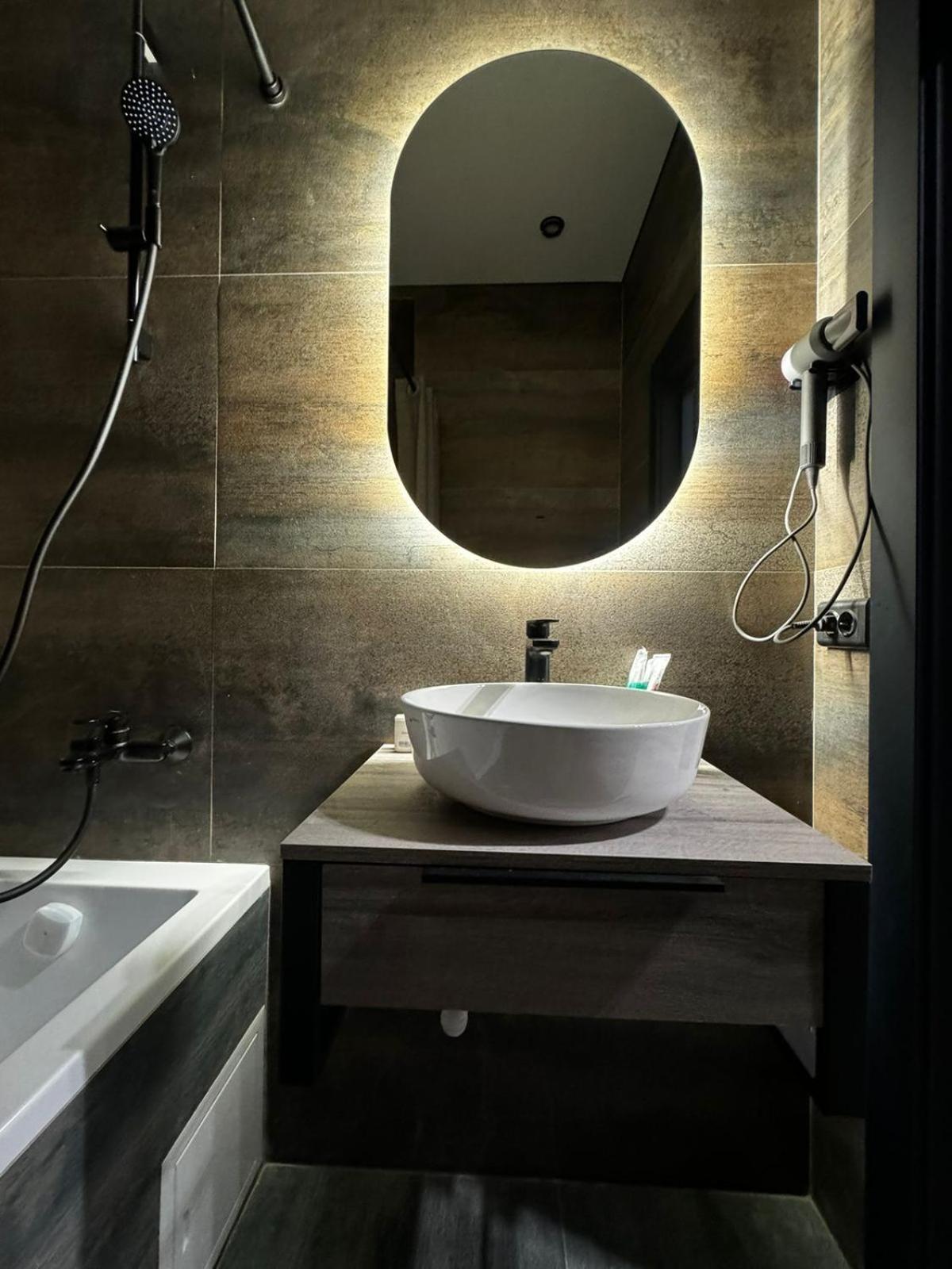 Etalon Apartment Karaganda Bagian luar foto