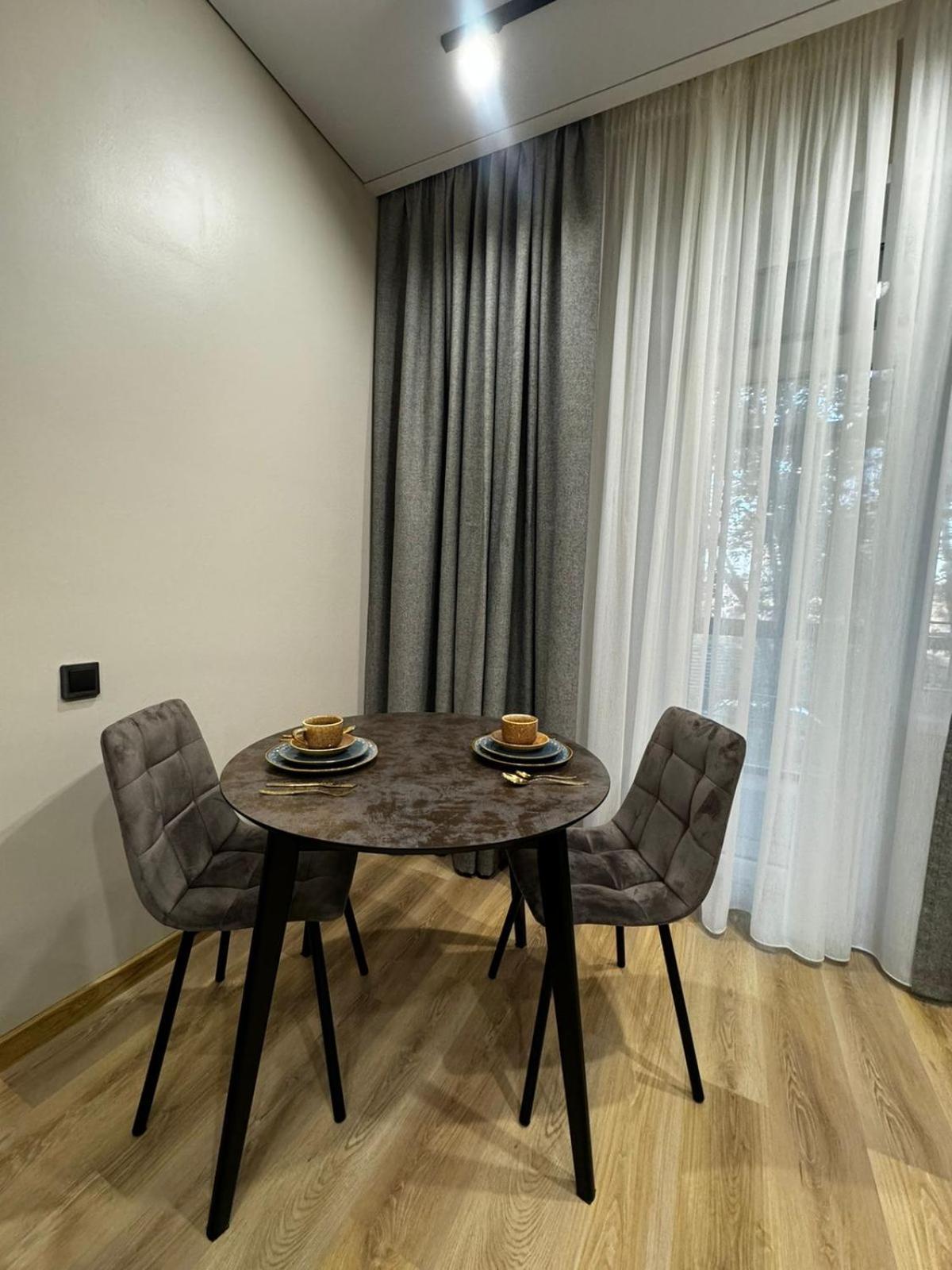 Etalon Apartment Karaganda Bagian luar foto