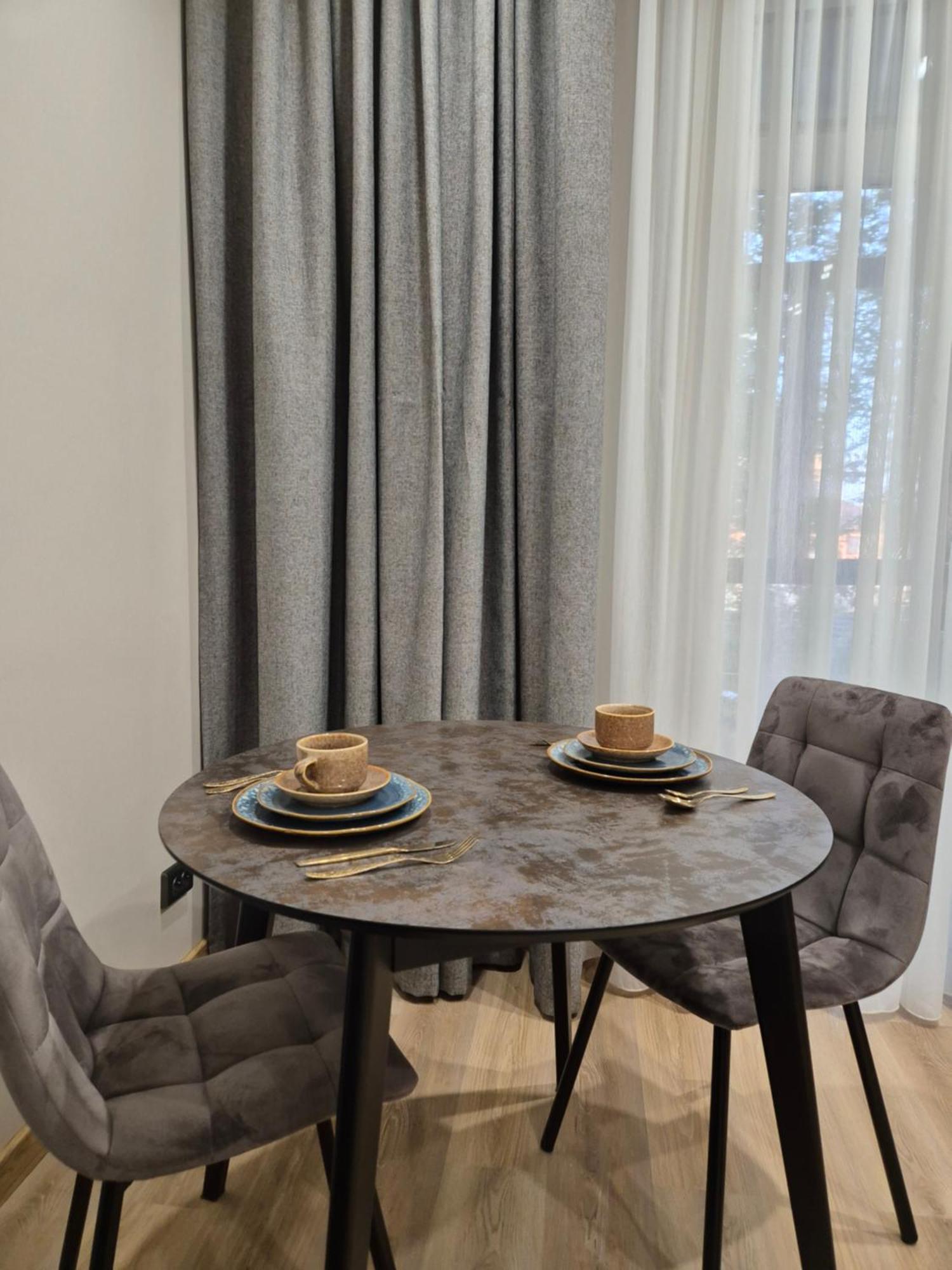 Etalon Apartment Karaganda Bagian luar foto